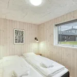 Nyaraló Cozy In With Sauna *
