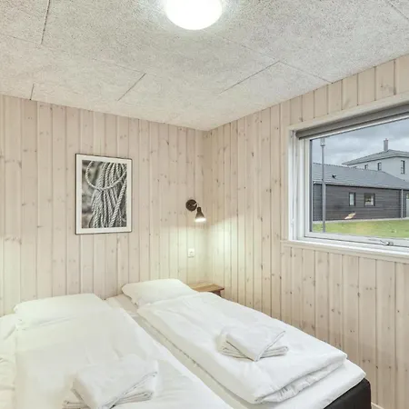 Nyaraló Cozy In With Sauna *